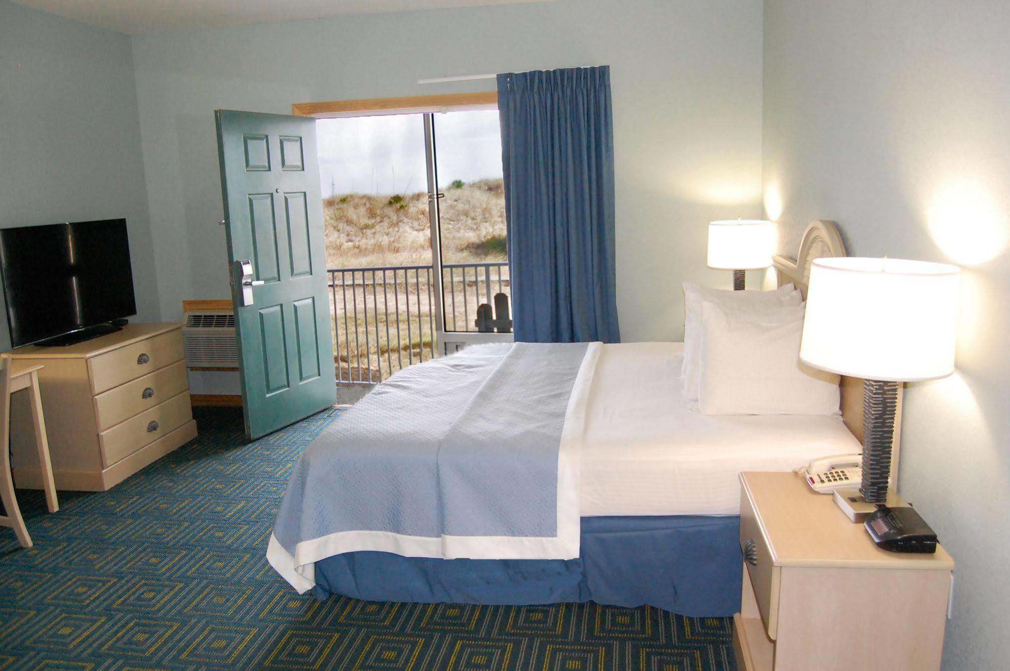 Days Inn By Wyndham Kill Devil Hills Oceanfront - Wilbur Exterior photo